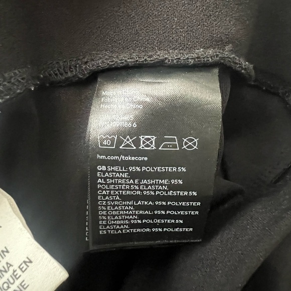 H&M Womens‎ Black Wide Leg Dress Pants - Picture 3 of 9